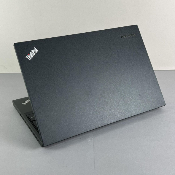 Ноутбук Lenovo ThinkPad T550 / 15.6&quot; (1366x768) TN / Intel Core i5-5200U (2 (4) ядра по 2.2 - 2.7 GHz) / 8 GB DDR3 / 128 GB SSD / Intel HD Graphics 5500 / WebCam - 6