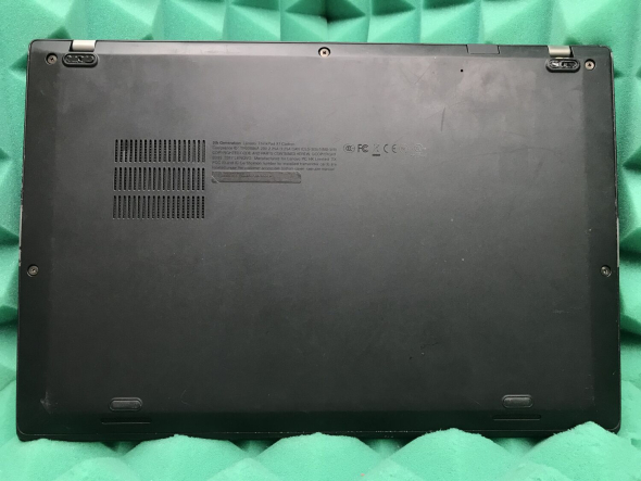Ультрабук Б-класс Lenovo ThinkPad X1 Carbon (5th Gen) / 14&quot; (1920x1080) IPS / Intel Core i5-7200U (2 (4) ядра по 2.5 - 3.1 GHz) / 8 GB DDR3 / 256 GB SSD M.2 / Intel HD Graphics 620 / Fingerprint / HDMI - 9