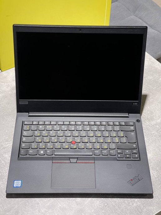 Ультрабук Lenovo ThinkPad E490 / 14&quot; (1920x1080) IPS / Intel Core i5-8250U (4 (8) ядра по 1.6 - 3.4 GHz) / 8 GB DDR4 / 240 GB SSD / Intel UHD Graphics 620 / WebCam - 2