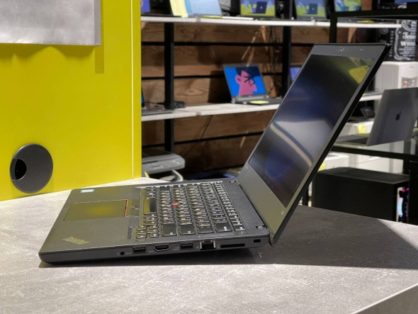 Ультрабук Lenovo ThinkPad T480 / 14&quot; (1920x1080) IPS / Intel Core i5-8250U (4 (8) ядра по 1.6 - 3.4 GHz) / 8 GB DDR4 / 480 GB SSD / Intel UHD Graphics 620 / WebCam - 4