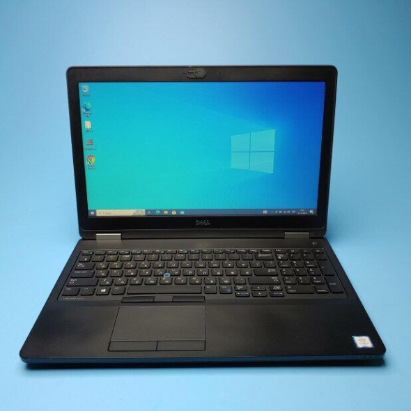 Ноутбук Б-класс Dell Latitude E5570 / 15.6&quot; (1366x768) TN / Intel Core i5-6440HQ (4 ядра по 2.6 - 3.5 GHz) / 8 GB DDR4 / 240 GB SSD / Intel HD Graphics 530 / WebCam / Win 10 Pro - 2