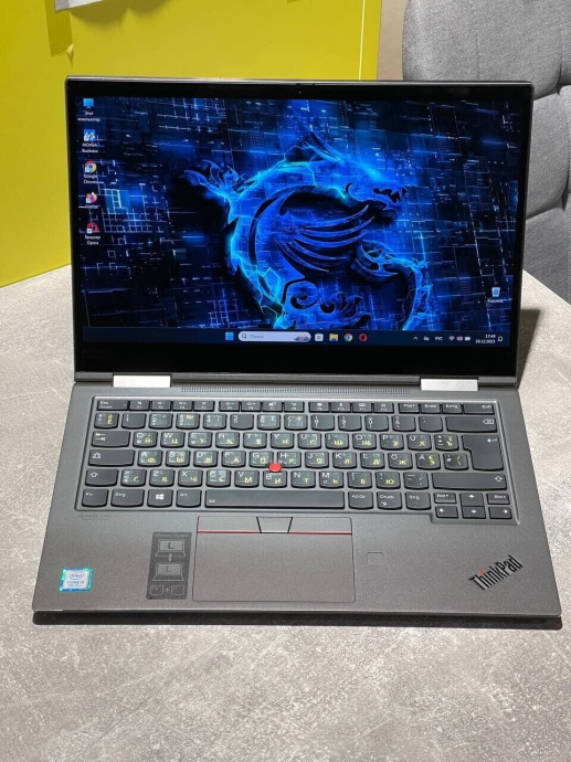 Ноутбук-трансформер Lenovo ThinkPad X1 Yoga (4th gen) / 14&quot; (1920x1080) IPS Touch / Intel Core i5-8250U (4 (8) ядра по 1.6 - 3.4 GHz) / 8 GB DDR4 / 240 GB SSD / Intel UHD Graphics 620 / WebCam - 2