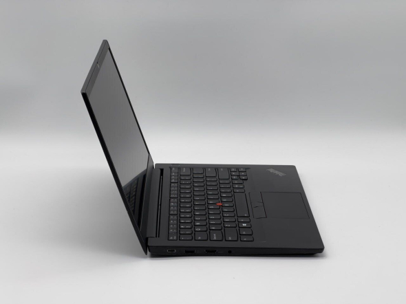 Ноутбук Б-класс Lenovo ThinkPad E14 Gen 2 / 14&quot; (1920x1080) IPS / Intel Core i5-1135G7 (4 (8) ядра по 2.4 - 4.2 GHz) / 16 GB DDR4 / 250 GB SSD / Intel Iris Xe Graphics / WebCam - 4
