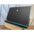 Игровой ноутбук Dell Alienware m15 R6 / 15.6" (1920x1080) IPS / Intel Core i7-11800H (8 (16) ядер 2.3 - 4.6 GHz) / 16 GB DDR4 / 1000 GB SSD M.2 / nVidia GeForce RTX 3070, 8 GB GDDR6, 256-bit / WebCam - 6