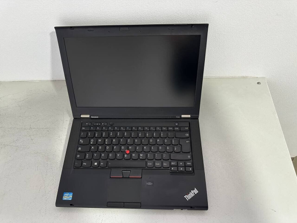 Ноутбук Lenovo ThinkPad T430 / 14&quot; (1600x900) TN / Intel Core i7-3520M (2 (4) ядра по 2.9 - 3.6 GHz) / 16 GB DDR3 / 240 GB SSD / Intel HD Graphics 4000 / VGA - 2