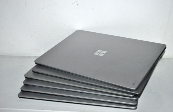 Ультрабук Microsoft Surface Laptop 1769 / 13.5&quot; (2256x1504) IPS Touch / Intel Core i5-7300U (2 (4) ядра по 2.6 - 3.5 GHz) / 8 GB DDR3 / 128 GB SSD / Intel UHD Graphics 620 / WebCam / Windows 11 Pro - 6