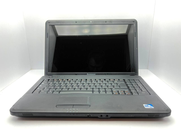 Ноутбук Lenovo G550 / 15.6&quot; (1366x768) TN / Intel Pentium T4400 (2 ядра по 2.2 GHz) / 4 GB DDR3 / 160 GB HDD / Intel GMA 4500M Graphics / WebCam / АКБ не держит - 2