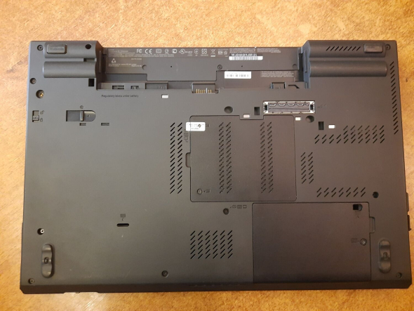 Ноутбук Б-класс Lenovo ThinkPad T530 / 15.6&quot; (1600x900) TN / Intel Core i5-3320M (2 (4) ядра по 2.6 - 3.3 GHz) / 4 GB DDR3 / 120 GB SSD / Intel HD Graphics 4000 / WebCam / Без АКБ - 5