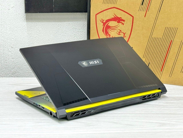 Новый игровой ноутбук MSI Crosshair 17 B12UGZ / 17.3&quot; (1920x1080) IPS / Intel Core i7-12700H (14 (20) ядер по 3.5 - 4.7 GHz) / 32 GB DDR4 / 1000 GB SSD M.2 / nVidia GeForce RTX 3070, 8 GB GDDR6, 256-bit / WebCam / Win 11 Home - 7