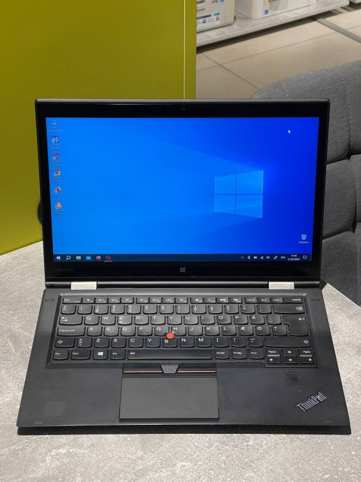 Ноутбук-трансформер Lenovo ThinkPad Yoga X1 / 14&quot; (2560x1440) IPS Touch / Intel Core i5-6200U (2 (4) ядра по 2.3 - 2.8 GHz) / 8 GB DDR3 / 240 GB SSD / Intel HD Graphics 520 / WebCam - 2