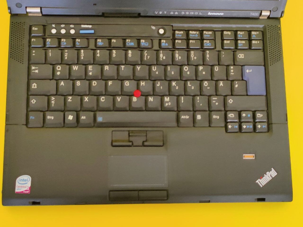 Ноутбук Б-класс Lenovo ThinkPad T400 / 14&quot; (1440x900) TN / Intel Core 2 Duo P8600 (2 ядра по 2.4 GHz) / 4 GB DDR3 / 320 GB HDD / Intel GMA 4500 Graphics / NoWebCam - 3