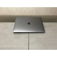 Ноутбук Б-класс Apple MacBook Pro A1989 (2018) / 13.3" (2560x1600) IPS / Intel Core i5-8259U (4 (8) ядра по 2.3 - 3.8 GHz) / 8 GB DDR3 / 256 GB SSD M.2 / Intel Iris Plus Graphics 655 / WebCam - 6