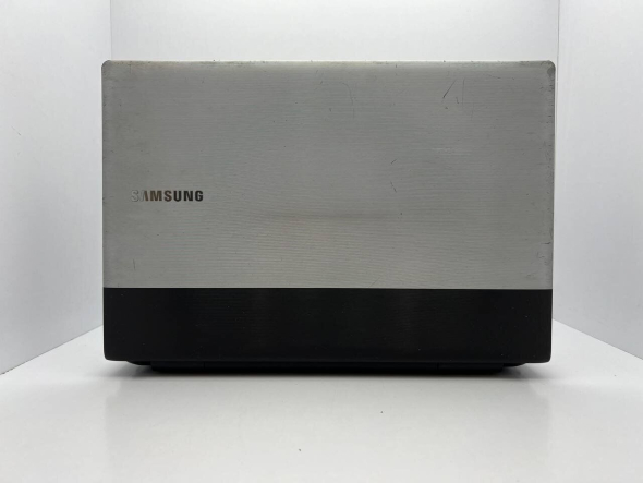 Ноутбук Б-класс Samsung RV513 / 15.6&quot; (1366x768) TN / AMD E-450 (2 ядра по 1.65 GHz) / 4 GB DDR3 / 320 GB HDD / AMD Radeon HD6320 / WebCam - 5