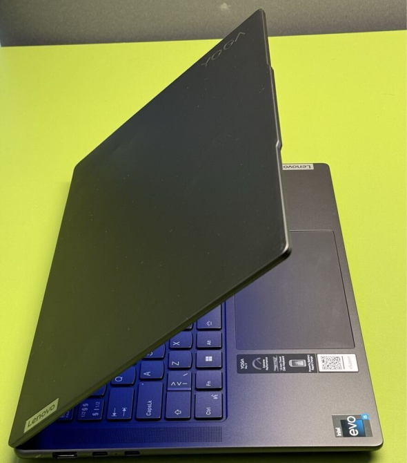 Ультрабук Б-класс Lenovo Yoga Pro 7 / 14.5&quot; (2560x1600) IPS / Intel Core i5-13500H (12 (16) ядер по 3.5 - 4.7 GHz) / 16 GB DDR5 / 512 GB SSD / Intel Iris Xe Graphics / WebCam - 3
