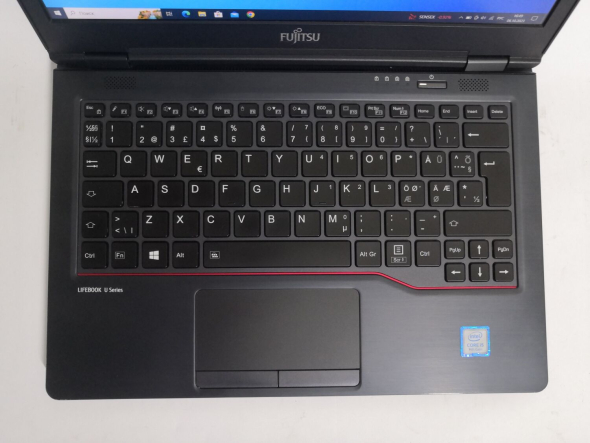 Нетбук Fujitsu LifeBook U727 / 12.5 &quot; (1920x1080) IPS / Intel Core i5-7200U (2 (4) ядра по 2.5 - 3.1 GHz) / 8 GB DDR4 / 128 GB SSD / Intel HD Graphics 620 / WebCam / VGA / Windows 10 Pro - 3