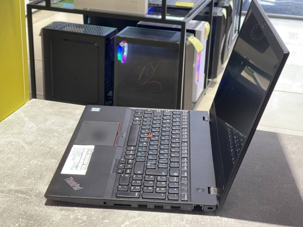 Ноутбук Lenovo ThinkPad T580 / 15.6 &quot; (1920x1080) IPS / Intel Core i5-8250U (4 (8) ядра по 1.6-3.4 GHz) / 8 GB DDR4 / 480 GB SSD / Intel UHD Graphics 620 / WebCam / 3g - 4