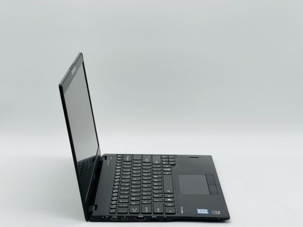 Ноутбук-трансформер Fujitsu LifeBook U939 / 13.3&quot; (1920x1080) IPS Touch / Intel Core i5-8265U (4 (8) ядра по 1.6 - 3.9 GHz) / 8 GB DDR4 / 120 GB SSD / Intel UHD Graphics / WebCam - 3