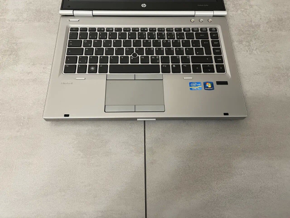 Ноутбук HP EliteBook 8460p / 14&quot; (1366x768) TN / Intel Core i5-2520M (2 (4) ядра по 2.5 - 3.2 GHz) / 8 GB DDR3 / 256 GB SSD / Intel HD Graphics 3000 / DVD-RW / DisplayPort - 6