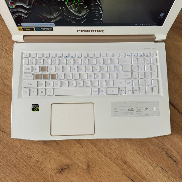 Игровой ноутбук Acer Predator Helios 300 PH315-51 White / 15.6&quot; (1920x1080) IPS / Intel Core i7-7700HQ (4 (8) ядра по 2.8 - 3.8 GHz) / 16 GB DDR4 / 480 GB SSD / nVidia GeForce GTX 1060, 6 GB GDDR5, 192-bit / WebCam - 7