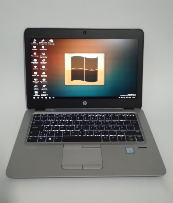 Нетбук HP EliteBook 820 G4 / 12.5&quot; (1920x1080) IPS / Intel Core i7-7600U (2 (4) ядра по 2.8 - 3.9 GHz) / 8 GB DDR3 / 256 GB SSD / Intel HD Graphics 620 / WebCam / Win 10 Pro - 2