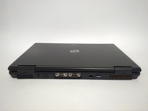 Ноутбук Fujitsu LifeBook E780 / 15.6&quot; (1366x768) TN / Intel Core i3-330M (2 (4) ядра по 2.13 GHz) / 4 GB DDR3 / 320 GB HDD / Intel HD Graphics / WebCam / DVD-ROM - 4