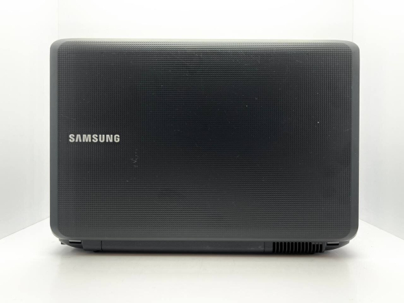 Ноутбук Samsung R530 / 15.6&quot; (1366x768) TN / Intel Pentium T4500 (2 ядра по 2.3 GHz) / 4 GB DDR3 / 250 GB HDD / Intel HD Graphics / WebCam - 5
