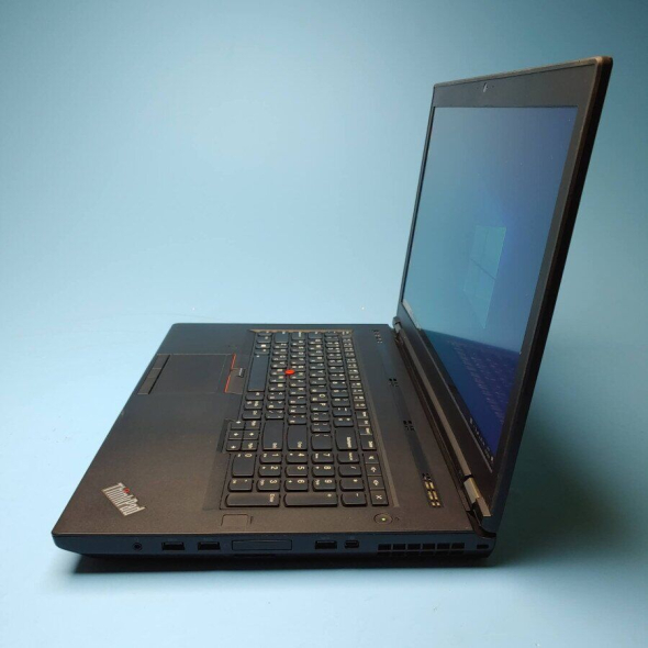 Мобільна робоча станція Lenovo ThinkPad P71/ 17.3 &quot; (1920x1080) IPS / Intel Core i7-7700HQ (4 (8) ядра по 2.8 - 3.8 GHz) / 16 GB DDR4 / 512 GB SSD / nVidia Quadro M620, 2 GB GDDR5, 128-bit / WebCam / Win 10 Pro - 4
