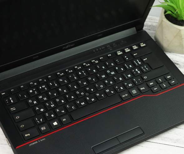 Ноутбук 14&quot; Fujitsu LifeBook E546 Intel Core i5-6200U 8Gb RAM 1Tb HDD FullHD IPS - 9