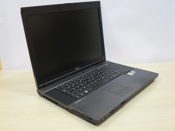 Ноутбук 15.4&quot; Fujitsu-Siemens Esprimo D9510 Intel Core 2 Duo P8600 2Gb RAM 60Gb HDD - 2