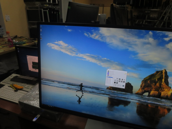 42.5&quot; Dell P4317Q 4K LED IPS - 4