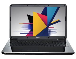 БУ Ноутбук 18.4" Fujitsu LifeBook NH570 Intel Core i7-620M 8Gb RAM 500+500Gb HDD 1280x800 + Nvidia GeForce GT330M из Европы