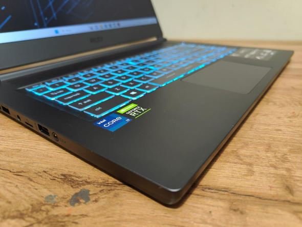 Игровой ноутбук MSI Stealth 15M A11UEKV / 15.6" (1920x1080) IPS / Intel Core i7-11375H (4 (8) ядра по 3.0 - 5.0 GHz) / 16 GB DDR4 / 512 GB SSD / nVidia GeForce RTX 3060, 6 GB GDDR6, 192-bit / WebCam / Windows 10 Home - 5