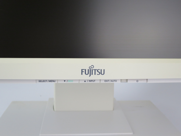 22&quot; Fujitsu E22W-5 - 4
