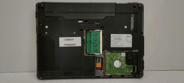 Ноутбук Б-класс Fujitsu LifeBook S762 / 13.3&quot; (1366x768) TN / Intel Core i5-3320M (2 (4) ядра по 2.6 - 3.3 GHz) / 4 GB DDR3 / 320 GB HDD / Intel HD Graphics 4000 / WebCam - 7