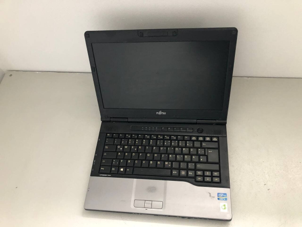 Ноутбук Б-класс Fujitsu LifeBook S782 / 14&quot; (1366x768) TN / Intel Core i5-3210M (2 (4) ядра по 2.5 - 3.1 GHz) / 4 GB DDR3 / 500 GB HDD / Intel HD Graphics 4000 / DVD-ROM / VGA - 2
