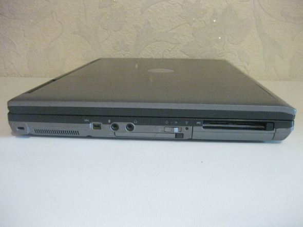 Ноутбук Dell Latitude D830 / 15.4&quot; (1280x800) TN / Intel Core 2 Duo T7250 (2 ядра по 2.0 GHz) / 4 GB DDR2 / 320 GB HDD / Intel GMA X3100 Graphics / DVD-RW - 4