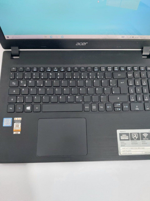 Ноутбук Б-класс Acer Aspire 3 A315-51-388U / 15.6&quot; (1366x768) TN / Intel Core i3-7020U (2 (4) ядра по 2.3 GHz) / 4 GB DDR4 / 500 GB SSD / Intel HD Graphics 620 / WebCam / DVD-ROM / HDMI + Беспроводная мышка в подарок - 3