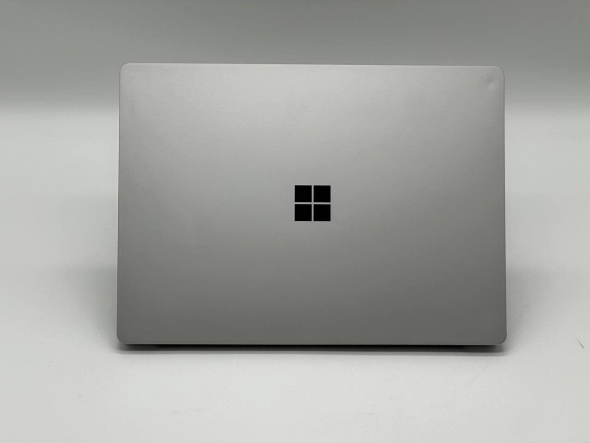 Ультрабук Б-класс Microsoft Surface Laptop 1769 / 13.5&quot; (2256x1504) IPS Touch / Intel Core i7-7660U (2 (4) ядра по 2.5 - 4.0 GHz) / 16 GB DDR3 / 480 GB SSD / Intel Iris Plus Graphics 640 / WebCam - 7