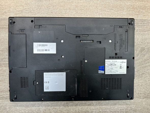 Ноутбук Fujitsu LifeBook E754 / 15.6&quot; (1366x768) TN / Intel Core i5-4300M (2 (4) ядра по 2.6 - 3.3 GHz) / 8 GB DDR3 / 240 GB SSD / Intel HD Graphics 4600 / HDMI / Win 10 Pro - 8