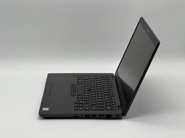 Игровой ноутбук Dell Latitude 5401 / 14&quot; (1920x1080) IPS Touch / Intel Core i5-9400H (4 (8) ядра по 2.5 - 4.3 GHz) / 16 GB DDR4 / 256 GB SSD / nVidia GeForce MX150, 2 GB GDDR5, 64-bit / WebCam - 4
