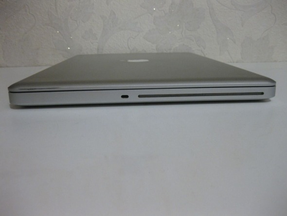 Ноутбук Apple MacBook Pro A1297 / 17&quot; (1920x1200) TN / Intel Core i7-620M (2 (4) ядра по 2.66 - 3.33 GHz) / 8 GB DDR3 / 256 GB SSD NEW / nVidia GeForce GT 330M, 512 MB GDDR3, 128-bit / WebCam - 5