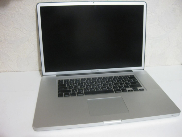 Ноутбук Apple MacBook Pro A1297 / 17&quot; (1920x1200) TN / Intel Core i7-620M (2 (4) ядра по 2.66 - 3.33 GHz) / 8 GB DDR3 / 256 GB SSD NEW / nVidia GeForce GT 330M, 512 MB GDDR3, 128-bit / WebCam - 2