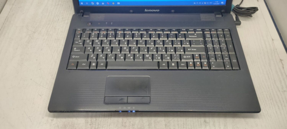 Ноутбук Б-клас Lenovo IdeaPad G560e / 15.6&quot; (1366x768) TN / Intel Celeron T3500 (2 ядра по 2.1 GHz) / 4 GB DDR3 / 320 GB HDD / Intel GMA 4500MHD Graphics / WebCam - 4
