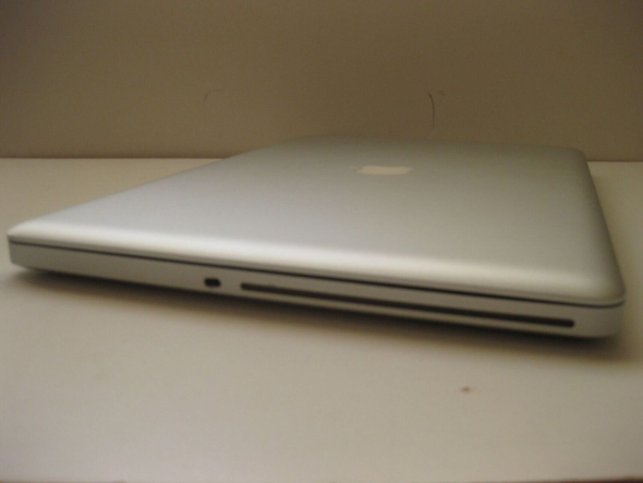 Ноутбук Apple MacBook Pro A1297 (2009) / 17&quot; (1920x1200) TN / Intel Core 2 Duo T9550 (2 ядра по 2.66 GHz) / 8 GB DDR3 / 256 GB SSD / nVidia GeForce 9600M GT, 512 MB GDDR3, 128-bit / WebCam - 5