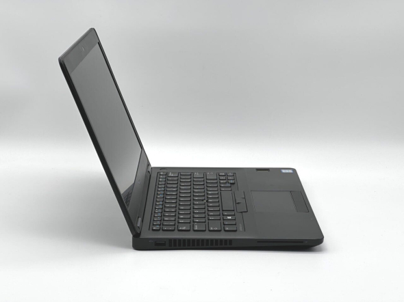 Ноутбук Dell Latitude E5470 / 14&quot; (1920x1080) IPS / Intel Core i5-6300U (2 (4) ядра по 2.4 - 3.0 GHz) / 8 GB DDR4 / 480 GB SSD / Intel HD Graphics 520 / WebCam - 4