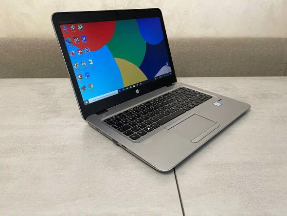 Ноутбук HP EliteBook 840 G3 / 14&quot; (1920x1080) TN / Intel Core i5-6300U (2 (4) ядра по 2.4-3.0 GHz) / 8 GB DDR4 / 256 GB SSD / Intel HD Graphics 520 / WebCam / VGA - 14