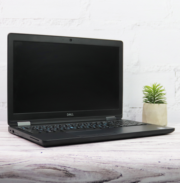 Ноутбук 15.6" Dell Latitude 5590 Intel Core i3-7130U 16Gb RAM 128Gb SSD FullHD - 3