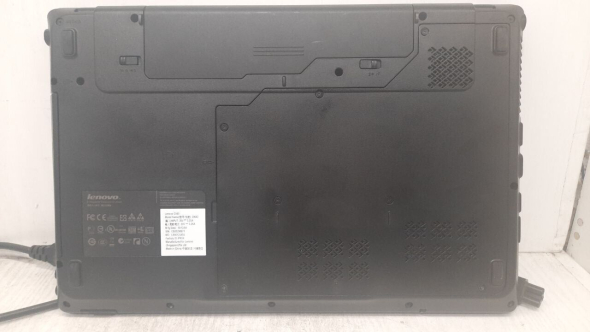 Ноутбук Lenovo G560 / 15.6&quot; (1366x768) TN / Intel Core i5-520M (2 (4) ядра по 2.4 - 2.93 GHz) / 4 GB DDR3 / 128 GB SSD / Intel HD Graphics / WebCam - 6
