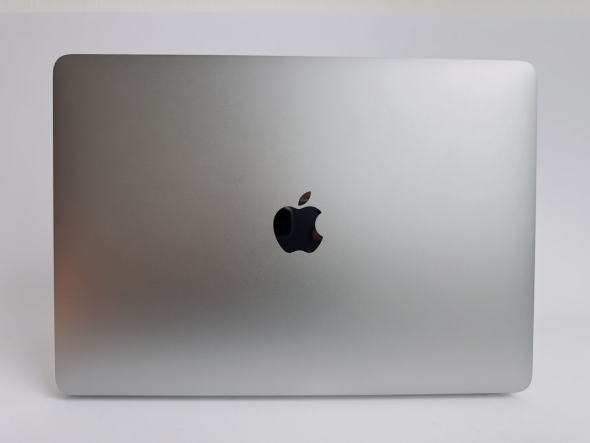 Ультрабук Apple MacBook Air 13 A1932 / 13.3&quot; (2560x1600) IPS / Intel Core i5-8210Y (2 (4) ядра по 1.6 - 3.6 GHz) / 8 GB DDR3 / 128 GB SSD / Intel UHD Graphics 617 / WebCam / Silver - 5