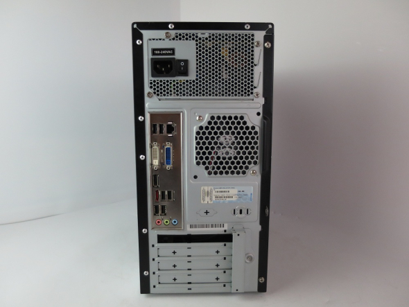 RM TOWER 300 CORE I3 550 3.2GHZ 4GB DDR3 - 3